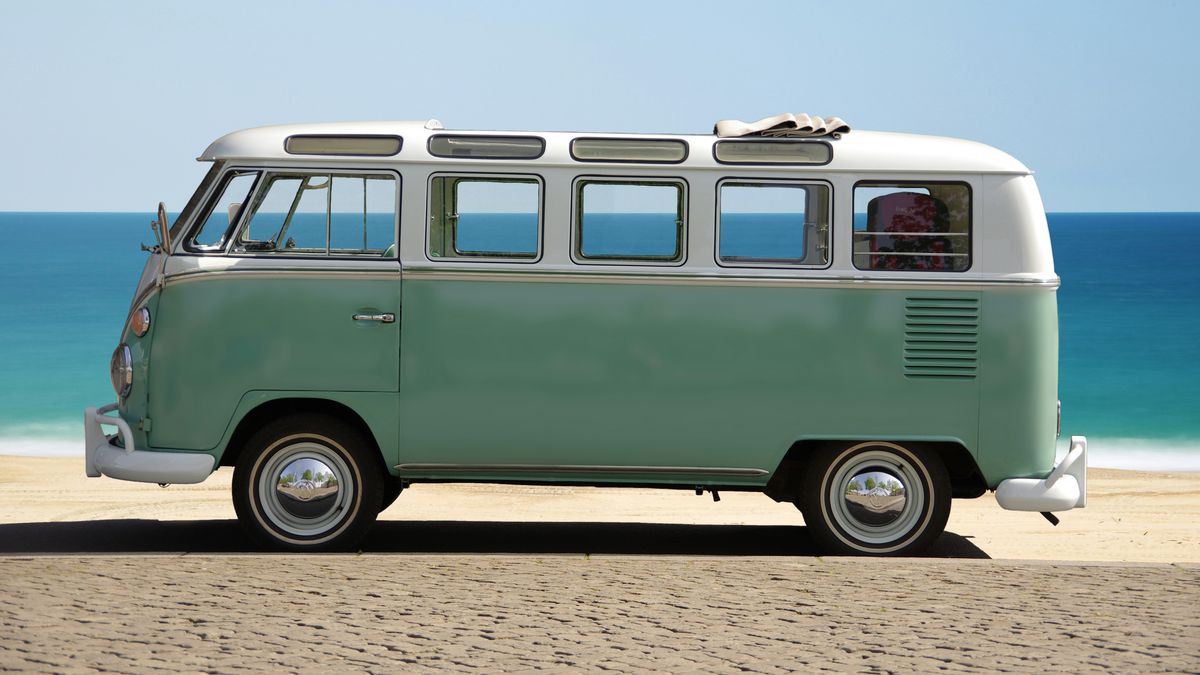 A Surpreendente 'Corujinha' Chinesa: Um Kombi Elétrico com Tecnologia BYD e Potência de 300cv!