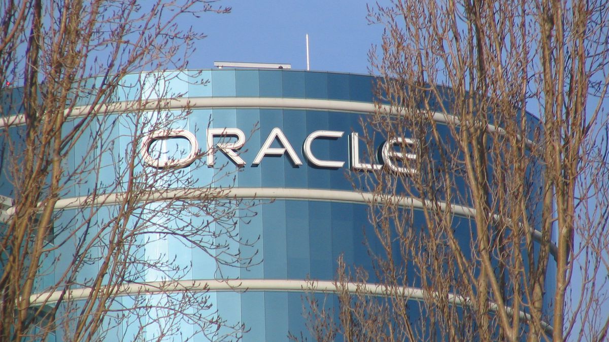 Oportunidade Imperdível: Oracle Oferece Formação Gratuita em Tecnologia e Inteligência Artificial!