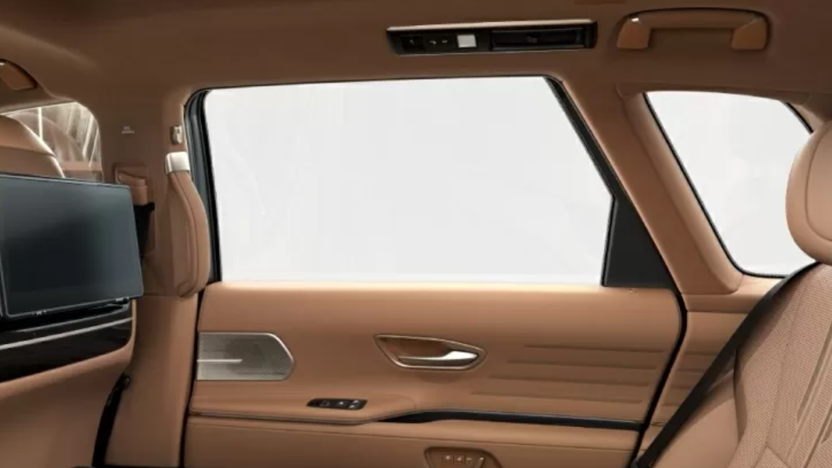 Toyota lança tecnologia que escurece vidros sem precisar de insulfilm