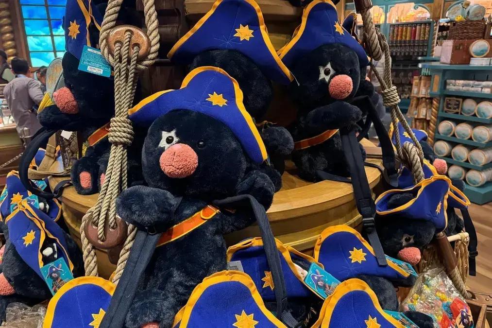 Celestial Park da Universal: Um Mascote Adorável e um Universo de Atrações Inesquecíveis!