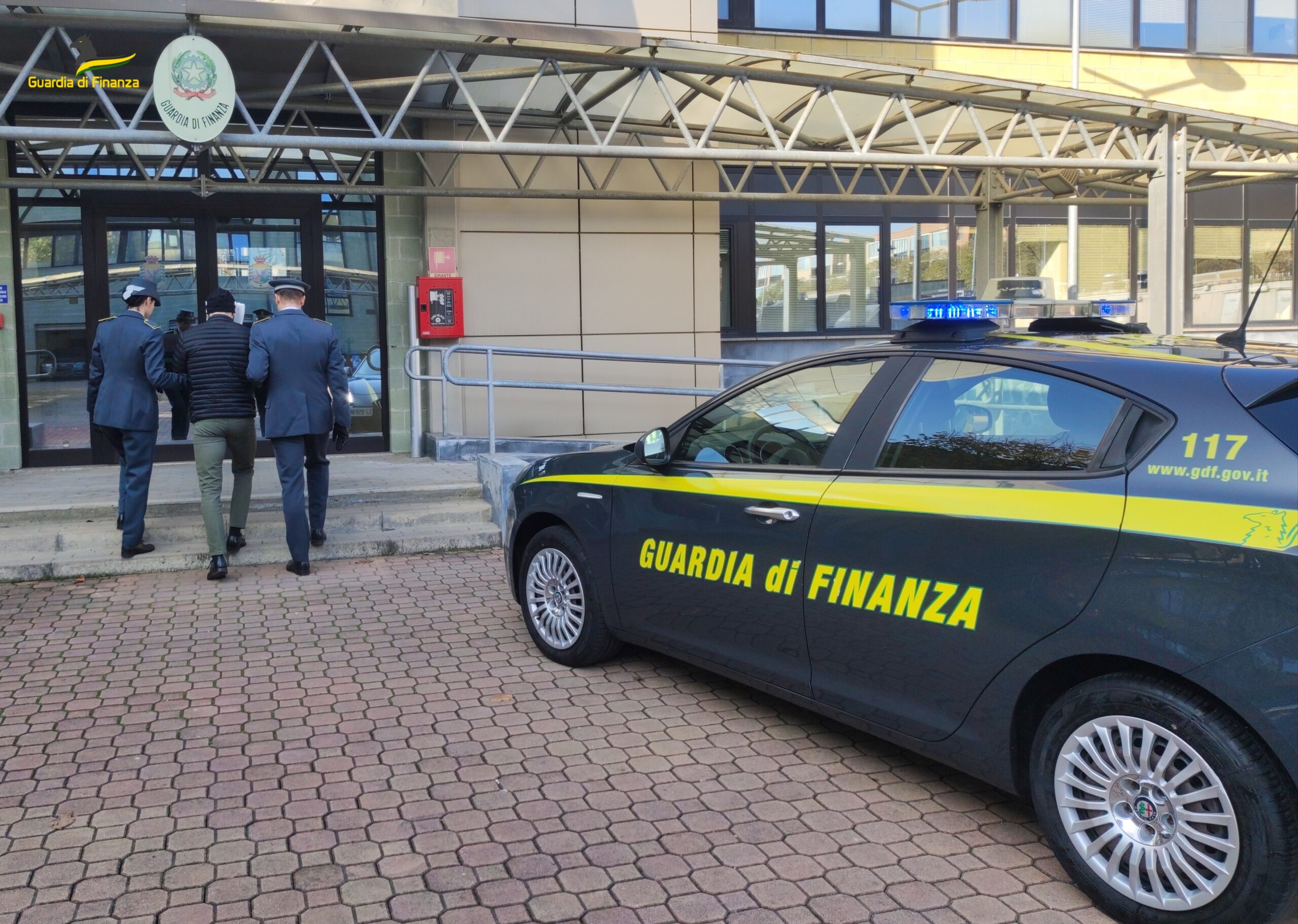Camorra nel settore edile: tre arresti della Guardia di Finanza a Modena