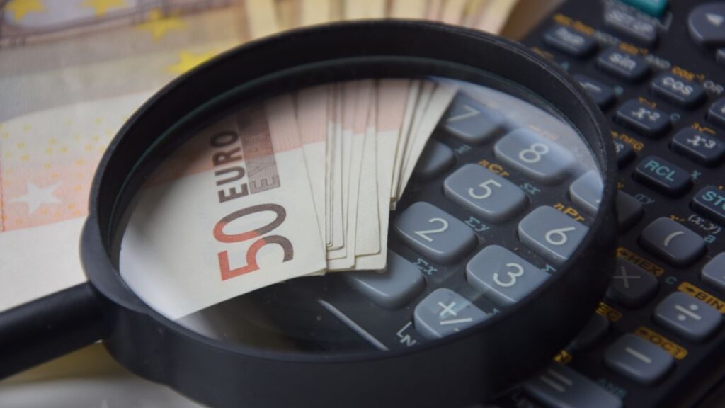 ¿Cuáles son los 5 hábitos de pobreza que pueden estar afectando tus finanzas?