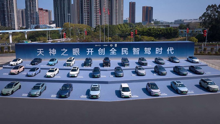 BYD Perkenalkan Teknologi God's Eye, Membuat Mobil Murah Lebih Canggih