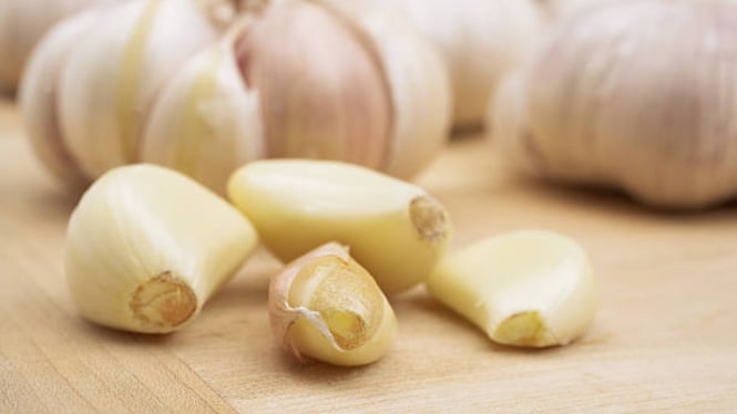 Rahasia Kesehatan: Cara Membuat Air Rebusan Bawang Putih untuk Meningkatkan Kesehatan Tubuh!