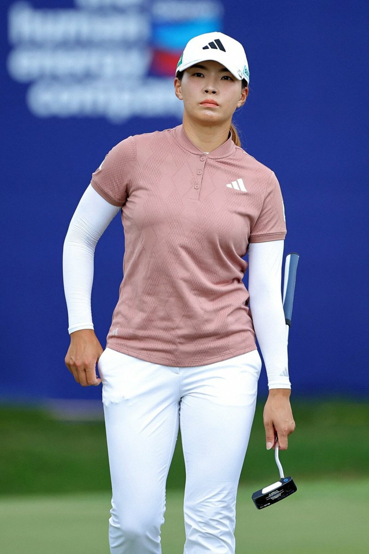 渋野日向子、まさかの連続ダブルボギーからの劇的復活！予選通過圏内浮上と、その強さへの称賛の声