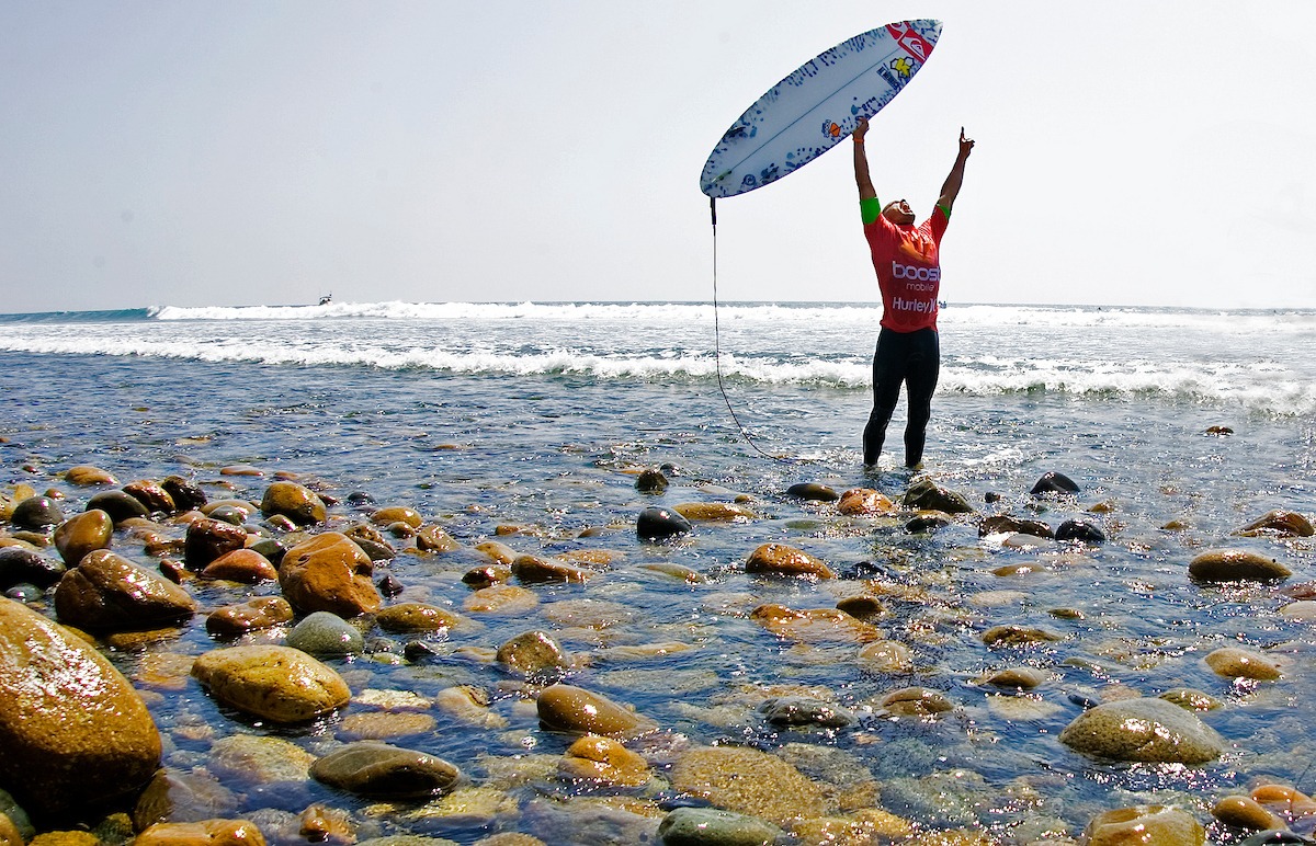 Kelly Slater's Back! Surf Legend to Wildcard at Trestles, Reigniting WSL Competition