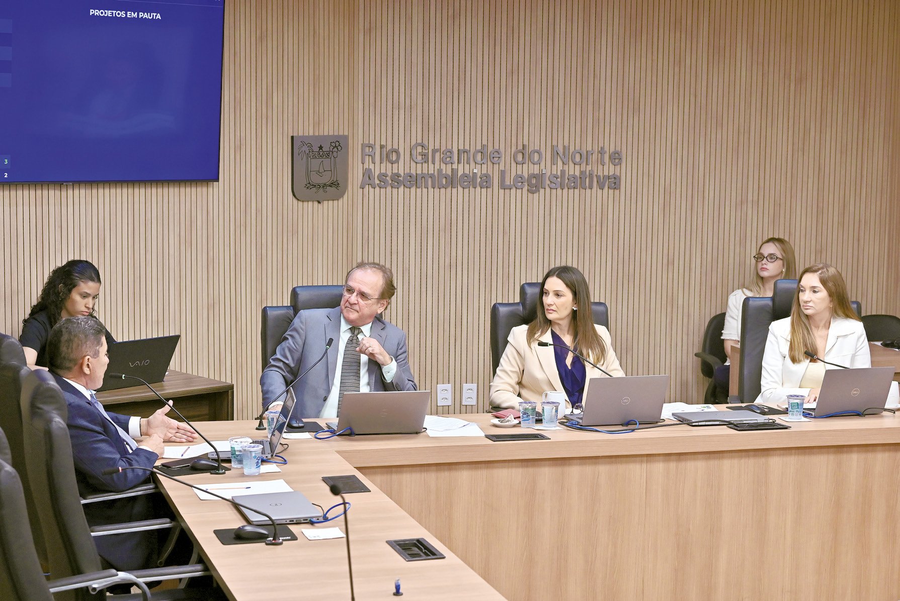 Sinmed relata sucateamento da rede estadual de saúde