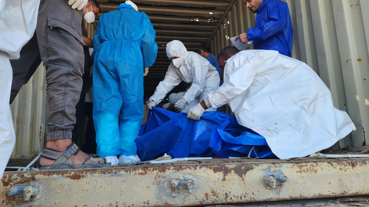Gazze'de İsrail'in Vahşeti: Sağlık ve Sivil Savunma Çalışanları Infaz Edildi