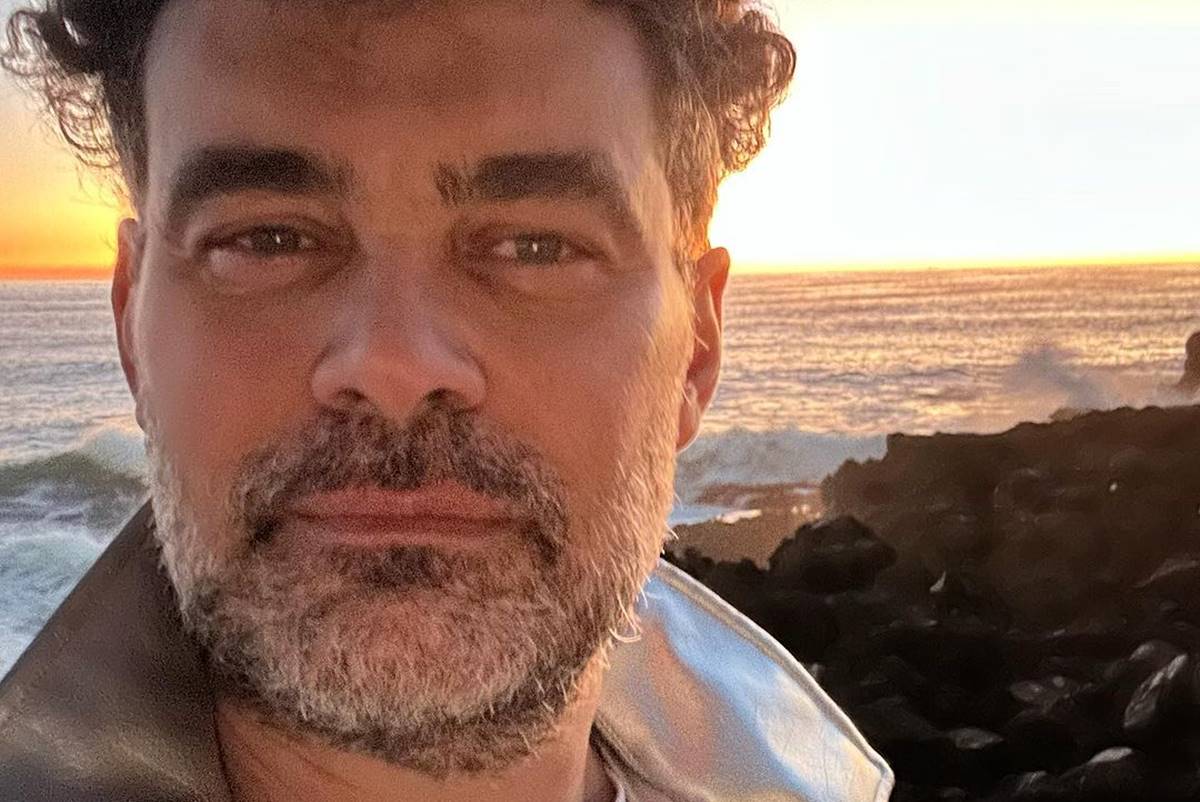 Carmo Dalla Vecchia Revela Jornada de Autoaceitação e Relacionamentos: "Senti Pressão, Mas Agora Estou em Paz"