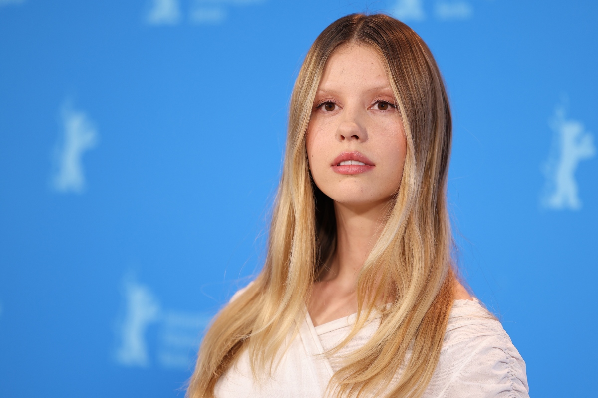 Mia Goth, Neta de Maria Gladys, Assusta como Vilã em Novo Star Wars com Ryan Gosling!