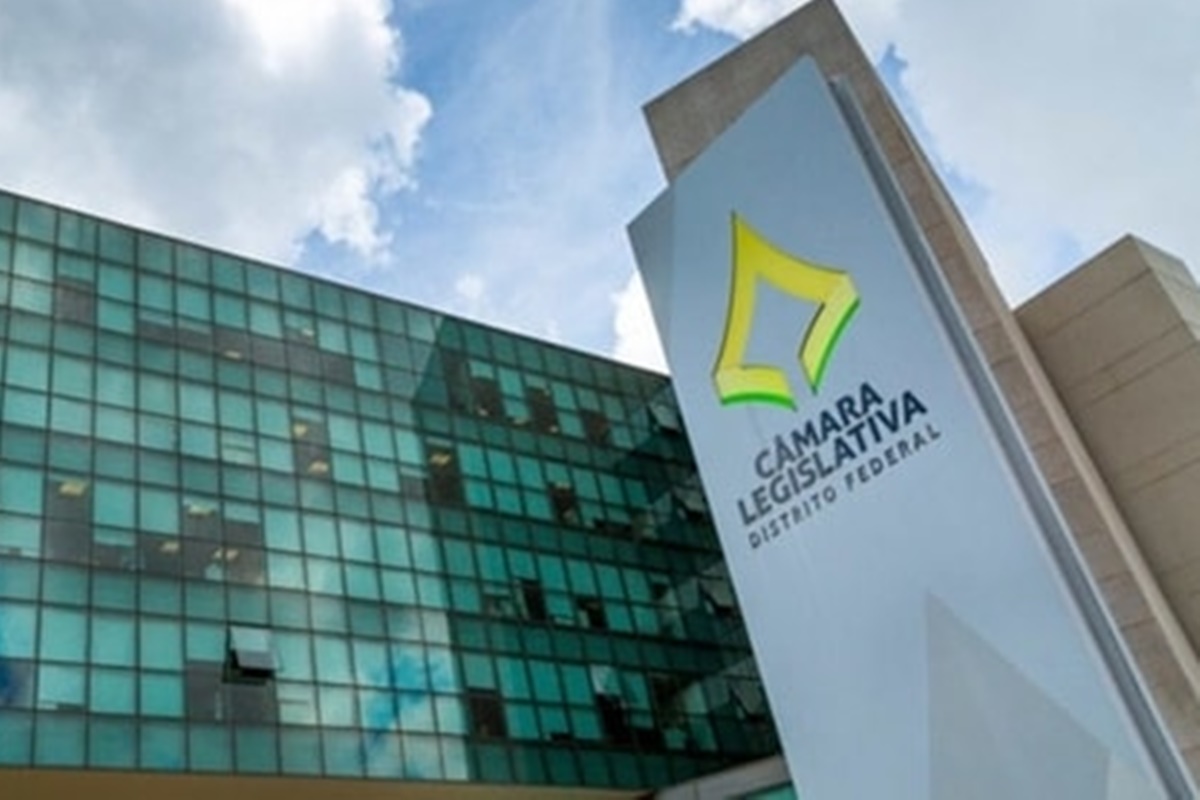 Oposição apresenta projeto contra contingenciamento de R$ 1 bi do GDF