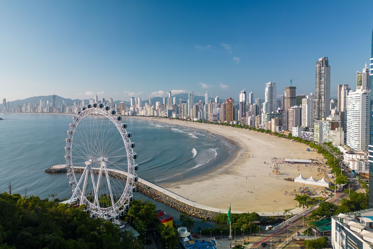 Descubra Quais Famosos Moram em Balneário Camboriú, a 'Dubai Brasileira'