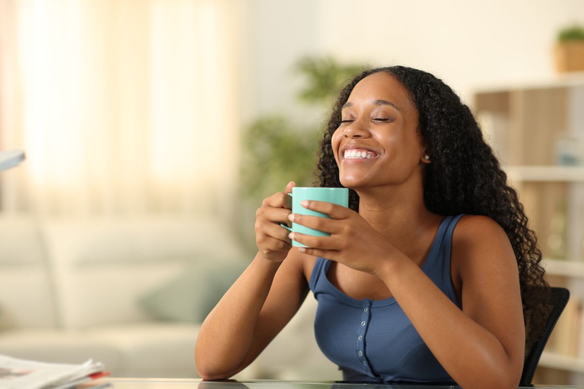Chá Detox Anti-Inflamatório: A Receita Natural para Eliminar Inchaço e Melhorar sua Saúde