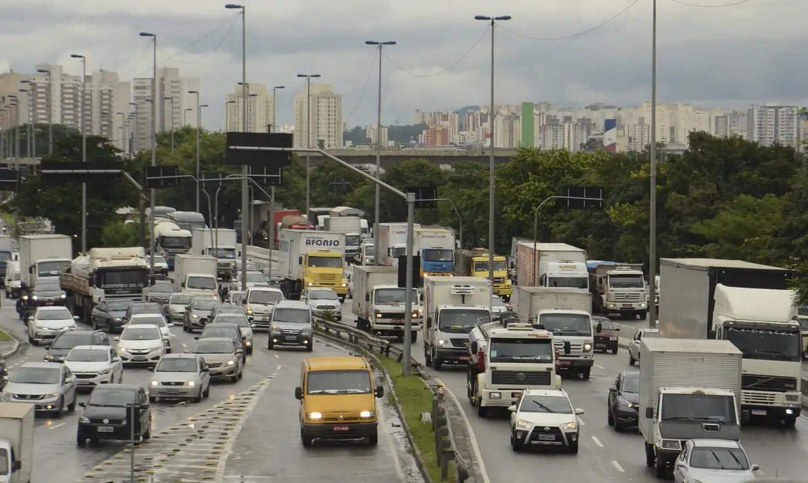 Guia IPVA 2025: 5 Dicas para Organizar suas Finanças e Pagar sem Dor de Cabeça