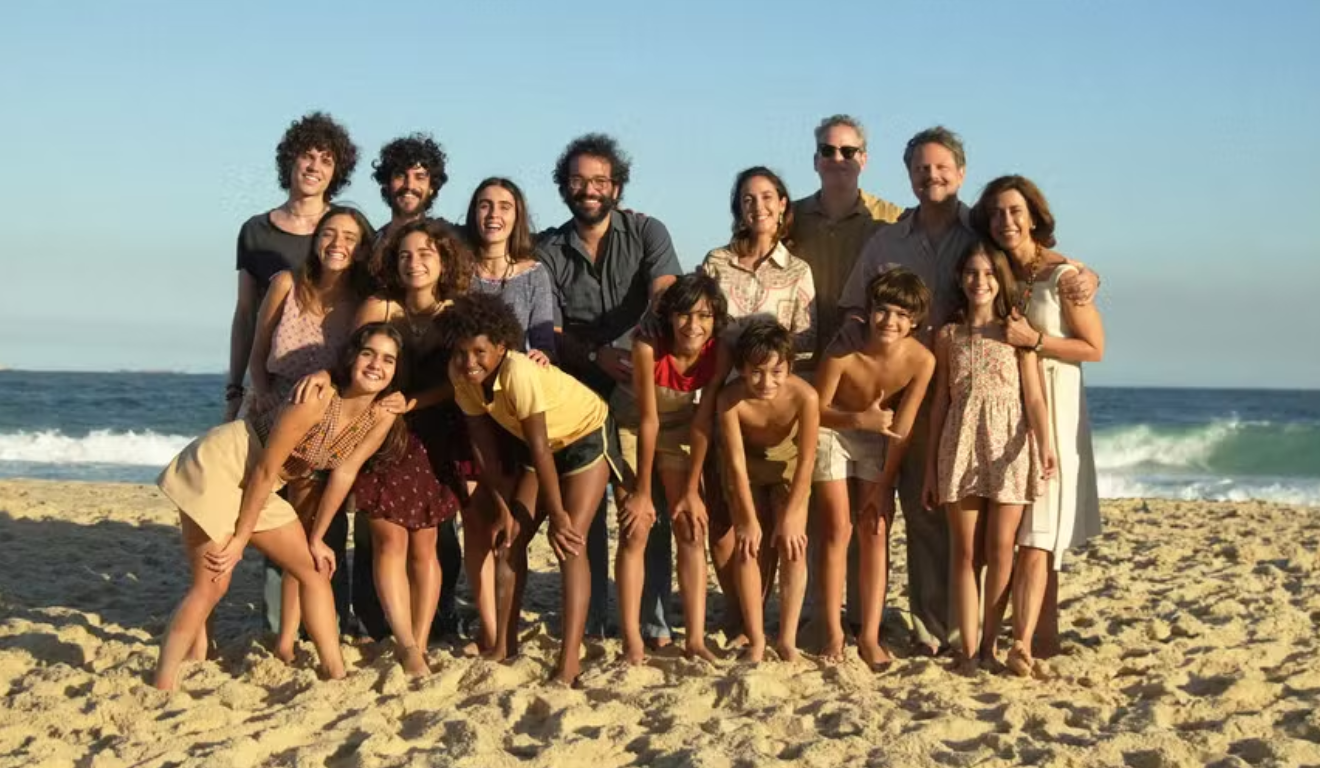 Filme Brasileiro 'Ainda Estou Aqui' Conquista Bilheterias Mundiais e Supera R$ 100 Milhões