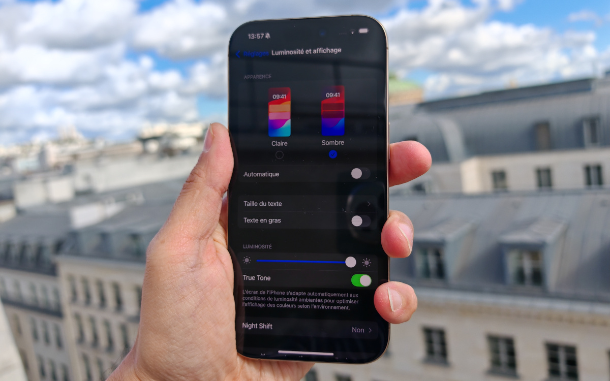 Découvrez l'écran révolutionnaire de l'iPhone 17 Pro : une nouvelle ère pour la technologie d'affichage