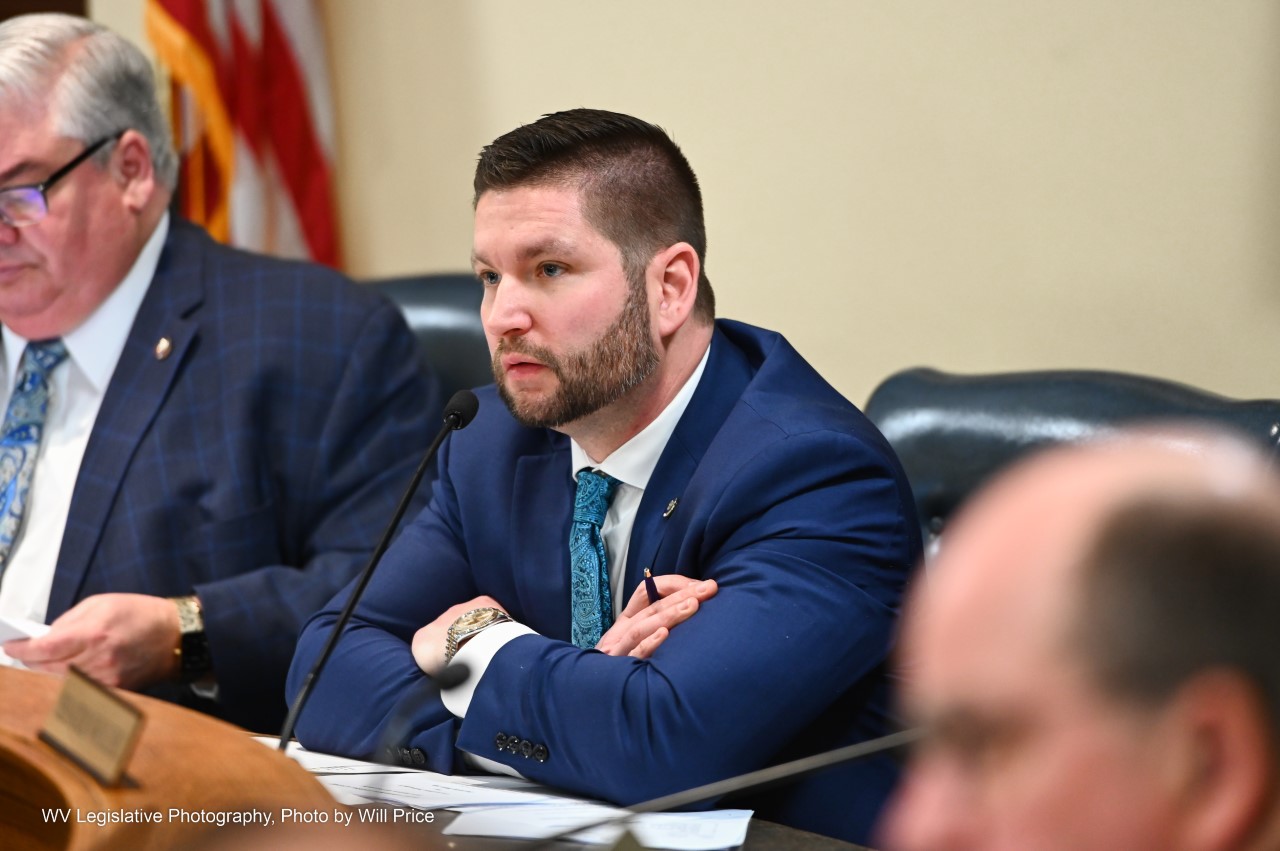 Senate Shake-Up: Smith Names Jason Barrett as New Finance Committee Chair