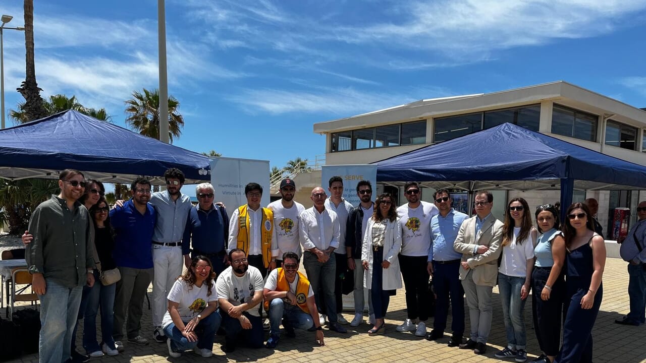 Screening su colesterolo, diabete, vista e neurologia: il Leo Club trasforma San Leone nel villaggio della salute
