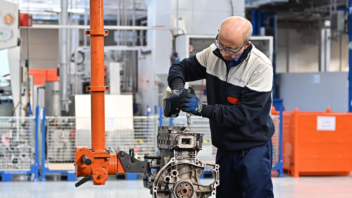 Crescita Economica 2023: +0,6% ma Nessuna Certezza sui Dazi