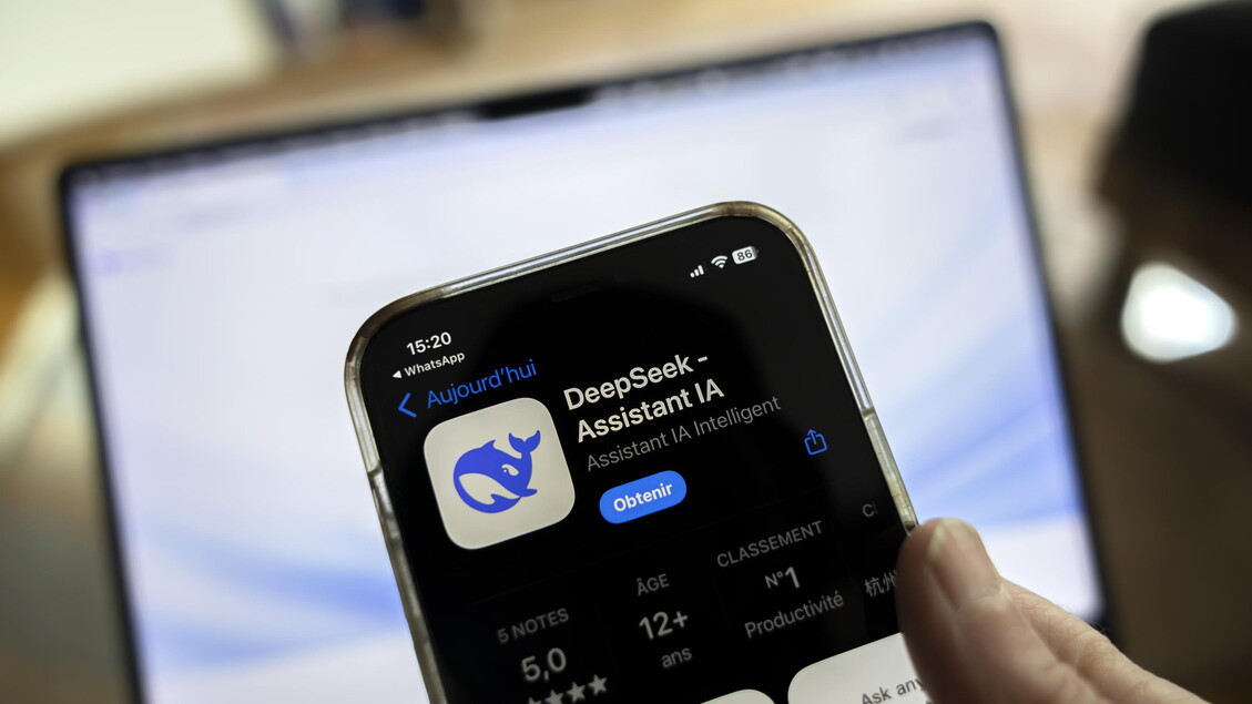 Stati Uniti contro DeepSeek: valutate sanzioni per bloccare acquisti di tecnologia