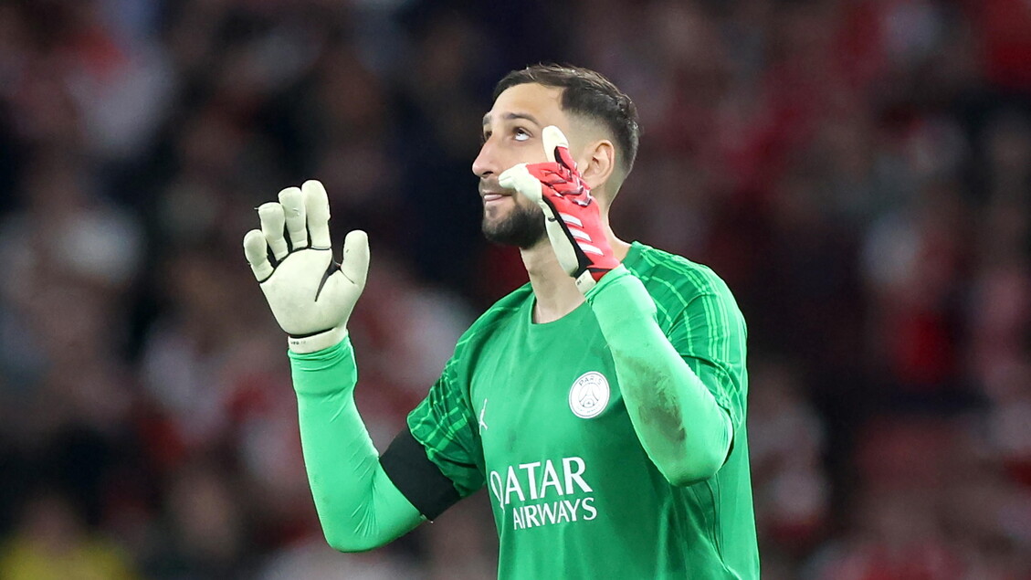 Donnarumma, la riscossa azzurra: Bats lo acclama, 'Il miglior portiere del mondo'