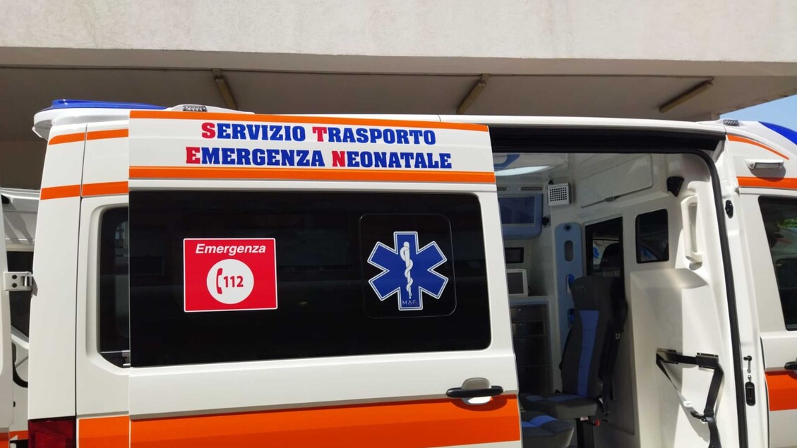 Chieti: Inaugurata la Sten, l'ambulanza high-tech per neonati in emergenza - Un fiore all'occhiello per l'Abruzzo!