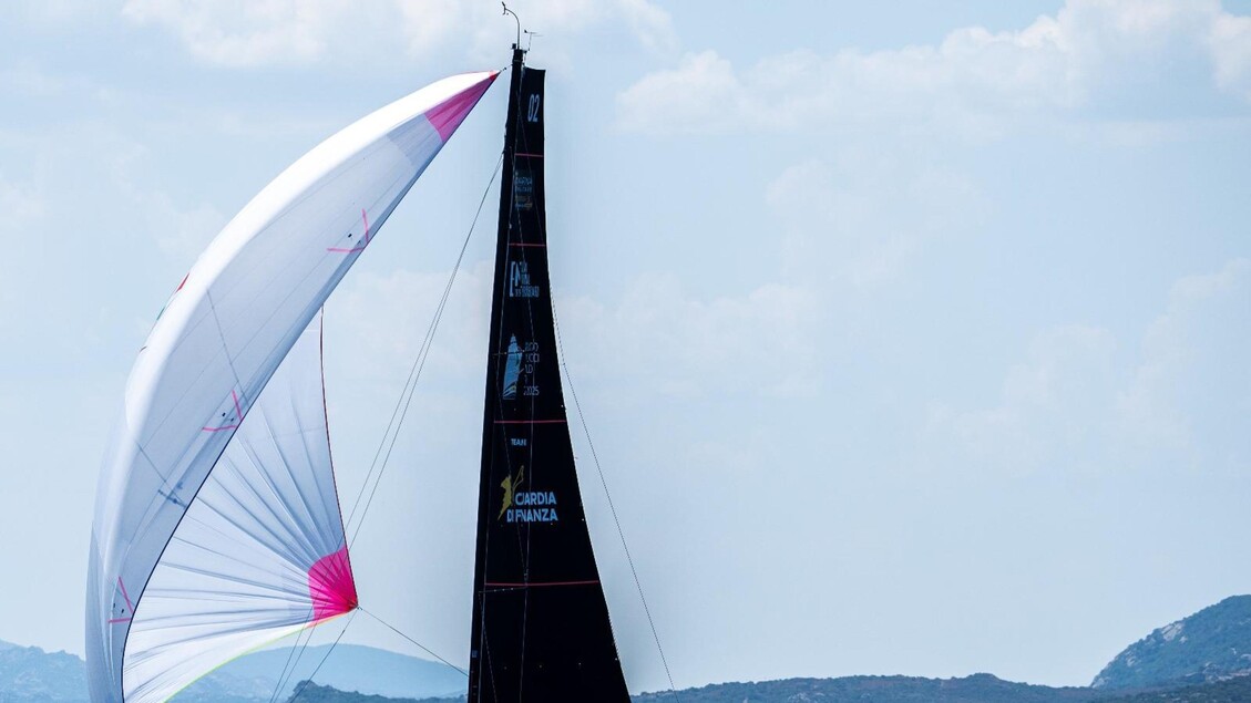 Nastro Rosa Tour, gara inshore al team Guardia di Finanza