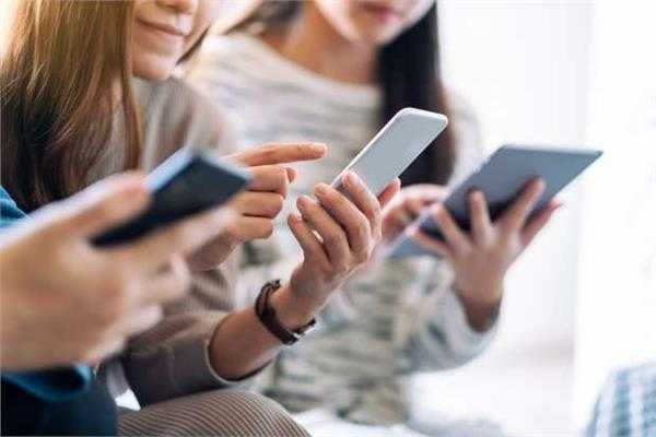 تأثير طفولتهم يمتد: دراسة فنلندية تكشف عن علاقة بين عادات الطفولة والصحة النفسية للمراهقين