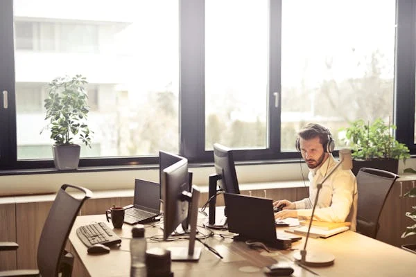 Persoonlijk contact op helpdesks in opkomst: 42% van alle meldingen wordt mens-tot-mens behandeld