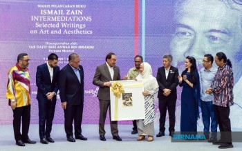 PM Anwar: Penguatan Ekonomi, Seni, dan Budaya Harus Berjalan Seiringan