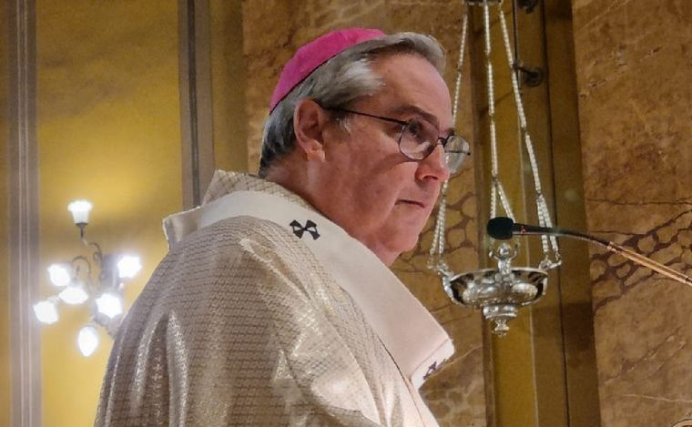 El arzobispo Ángel Rossi pide oraciones por la salud del Papa Francisco