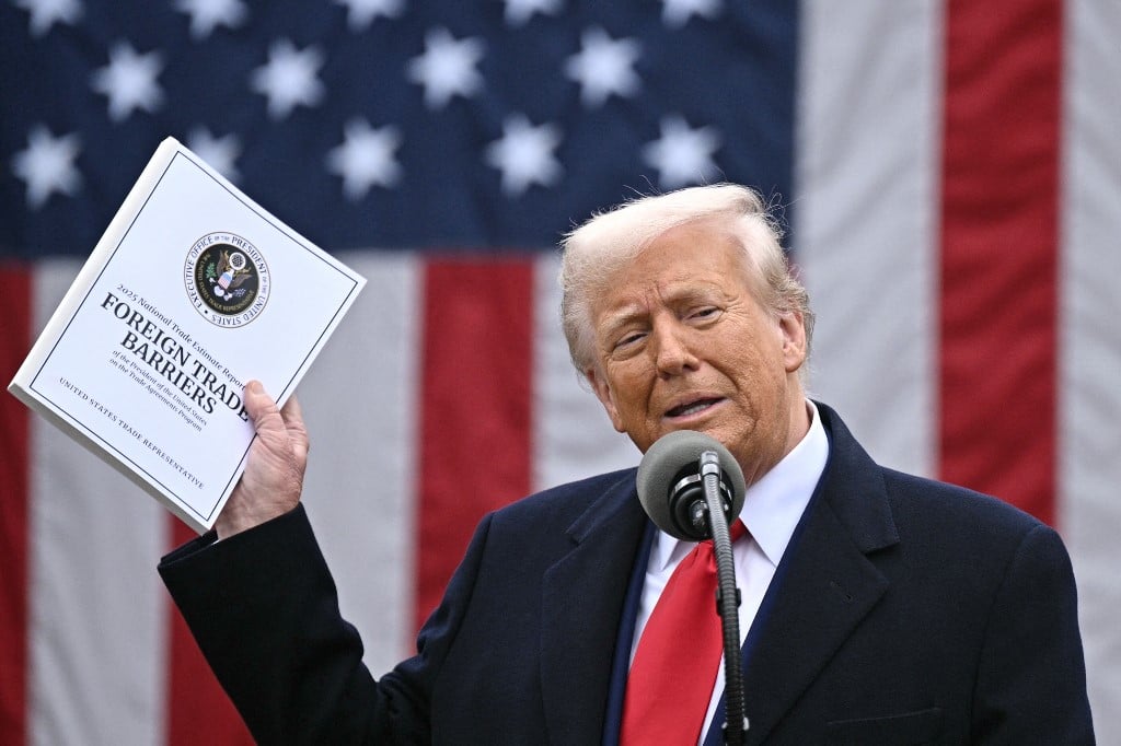 A Farsa Histórica do Tarifaço de Trump: Uma Tradição Americana de Protecionismo