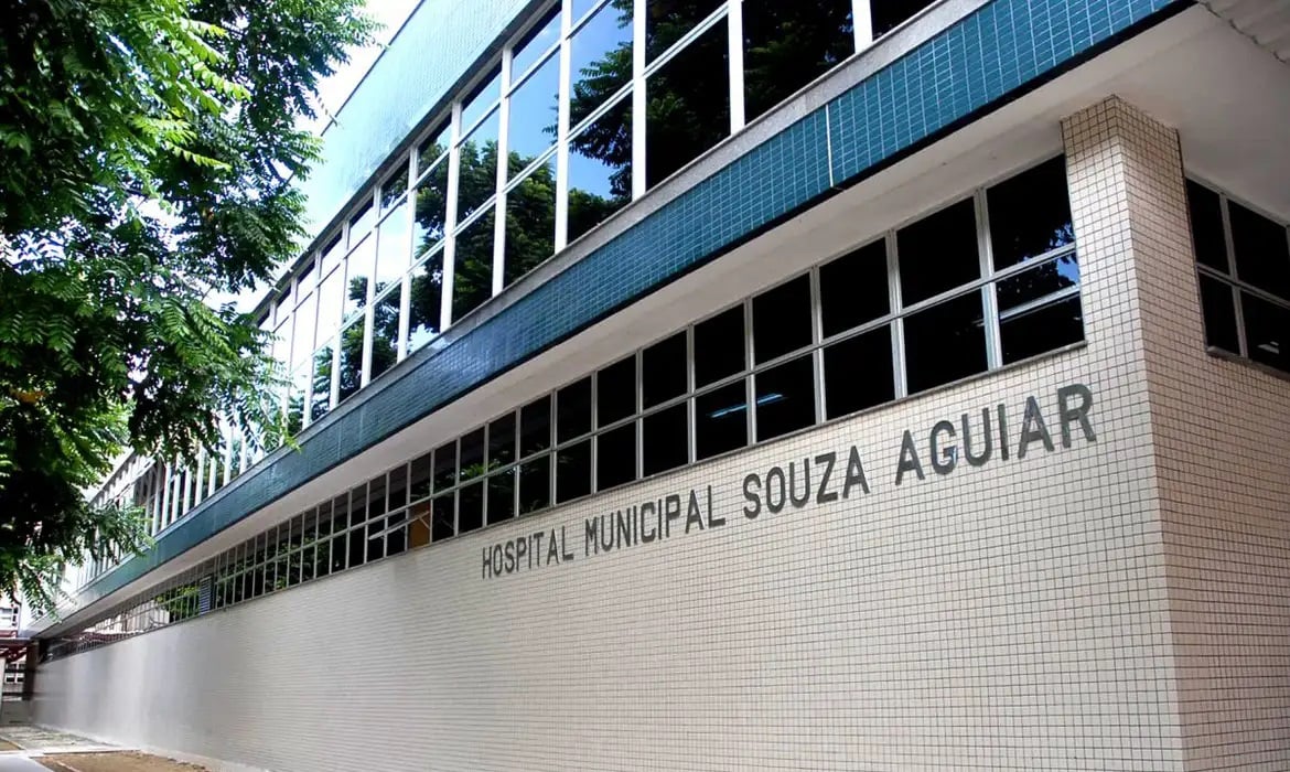 Controvérsia no Rio: Unidades de Saúde Obrigadas a Exibir Informações Antiaborto