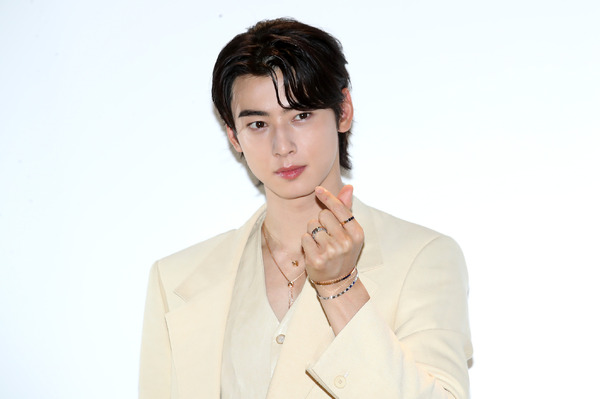 ASTRO チャウヌ、俳優活動を一時休止！陸軍軍楽隊に入隊へ - ドラマ・映画ファン必見のラスト