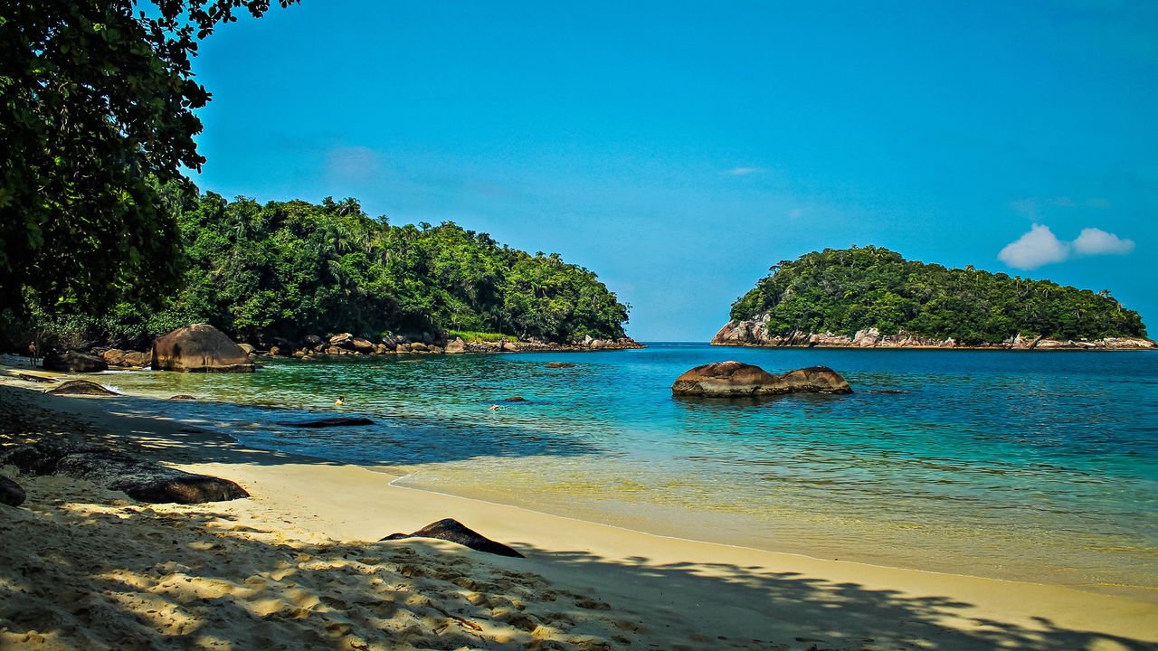 Essa cidade tem mais de 100 praias e um estilo de vida único