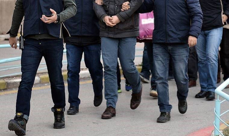 Samsun'da Eğlence Mekanında Büyük Operasyon: Silah, Mühimmat ve Uyuşturucu Ele Geçirildi!