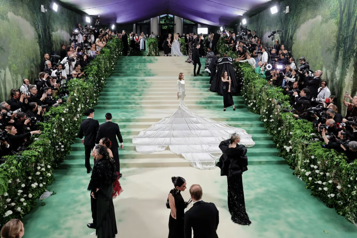 Transmissão ao Vivo: Onde Assistir o Met Gala 2025 e O que Esperar