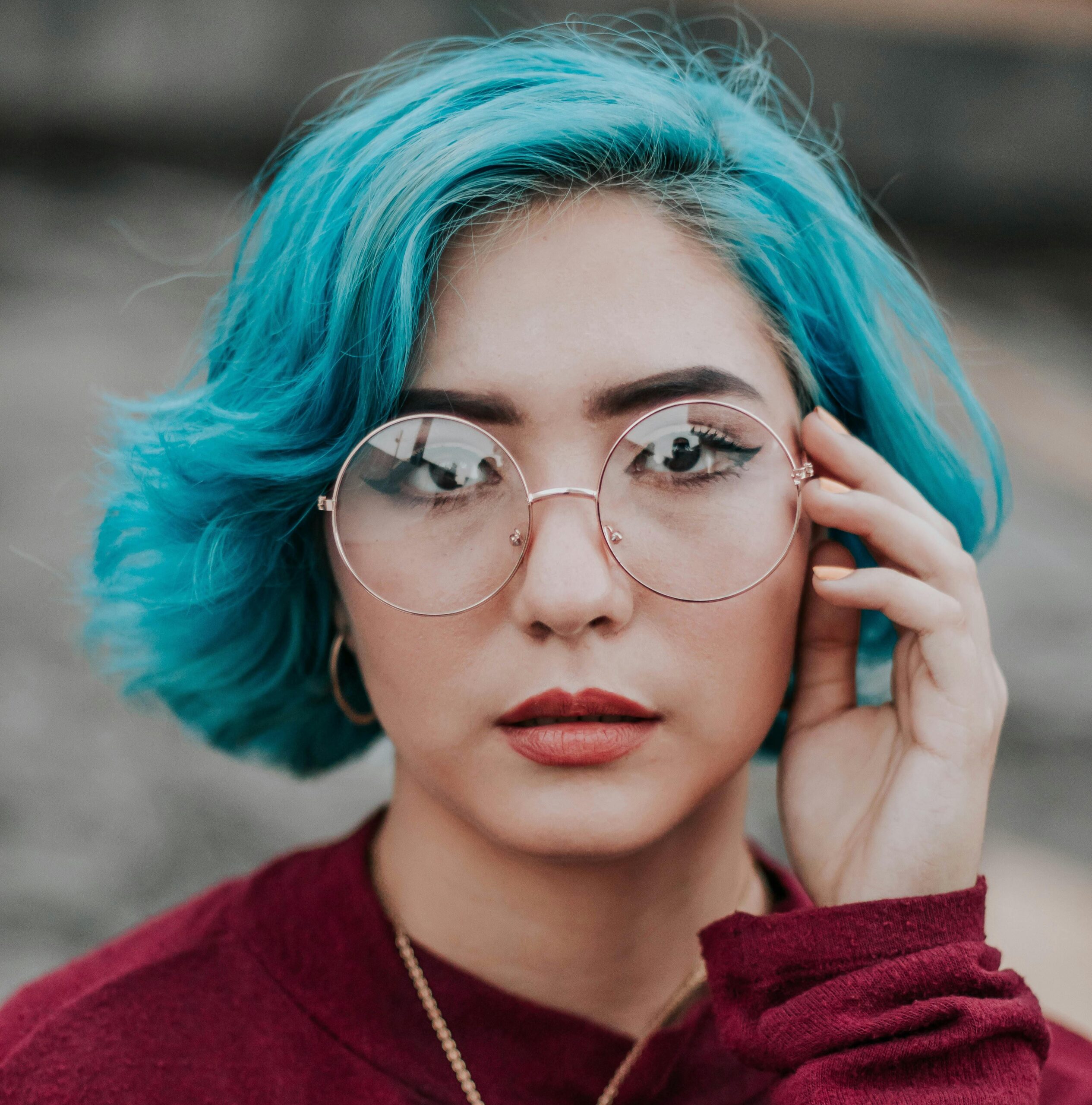 I social media e lo stile dei capelli: come influenzano le nostre scelte?