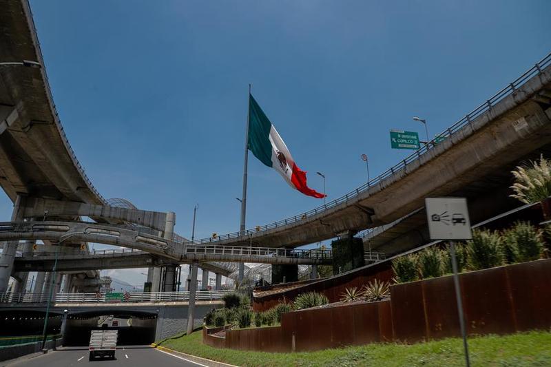 Economía mexicana atraviesa periodo de bajo dinamismo, aseguran ejecutivos de Finanzas