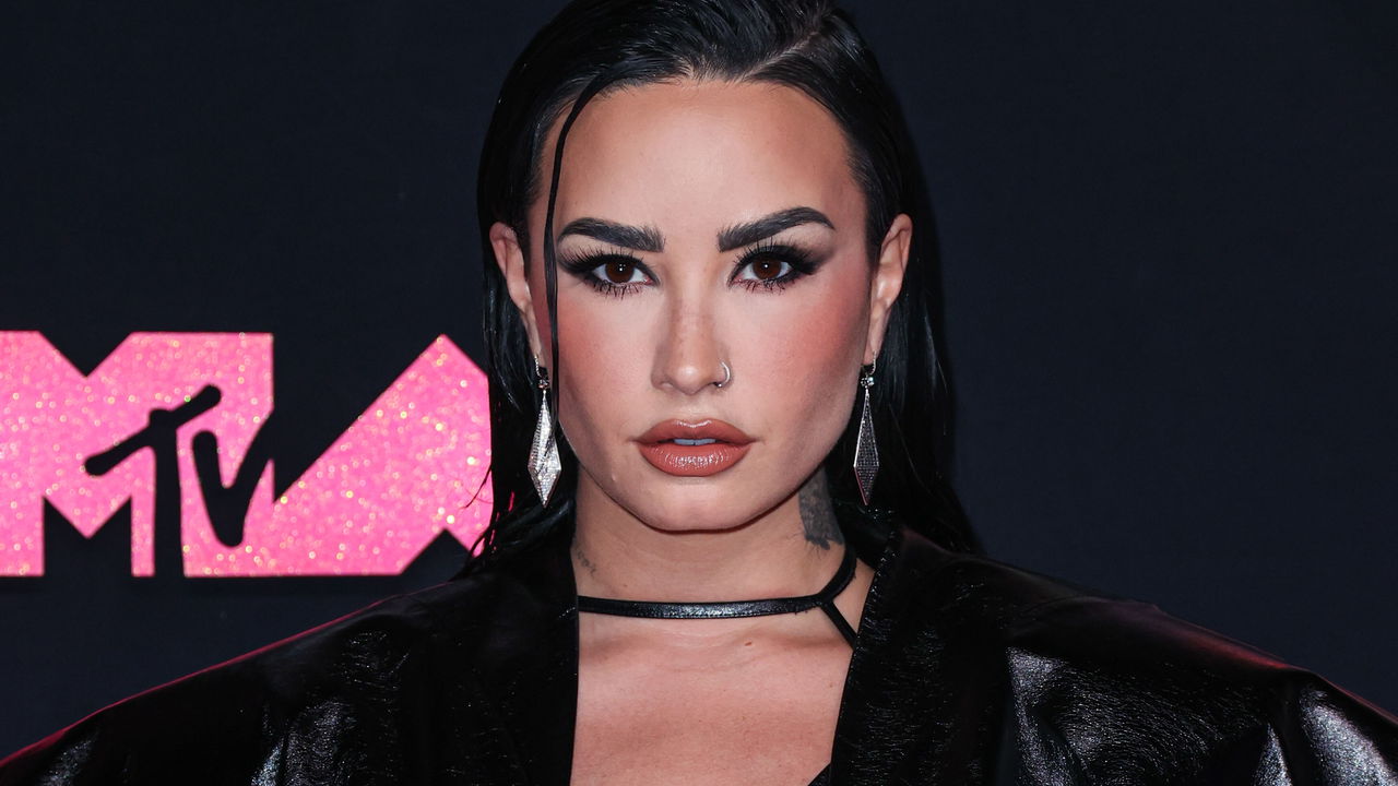 Demi Lovato: Conheça a Vida e a Carreira da Cantora Mais Rica do Mundo!