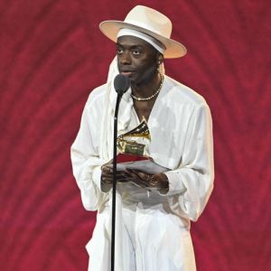 Grammy Latino 2024: Veja as Aparições Incríveis de Jota.Pê, Anitta, Sophie Charlotte e Mais!