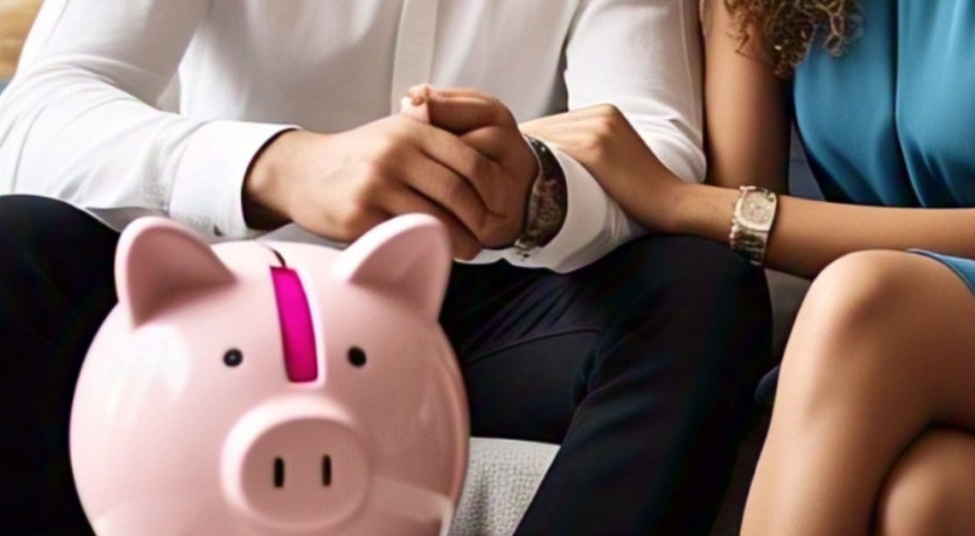 Aprende a manejar tus finanzas en pareja este mes de amor y amistad con MIDE