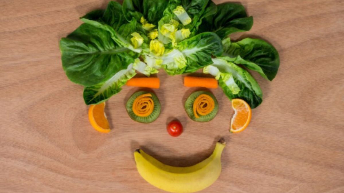 Neurologists share brain-boosting foods to keep mental health in check