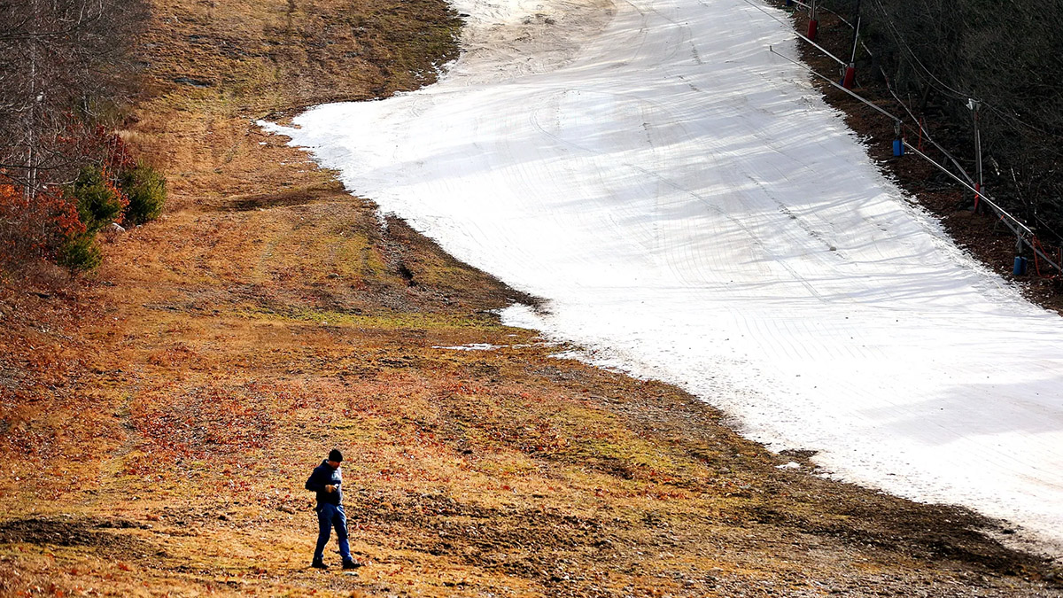 ¿El fin del invierno? El cambio climático reduce las semanas de nieve y pone en peligro a las estaciones de esquí