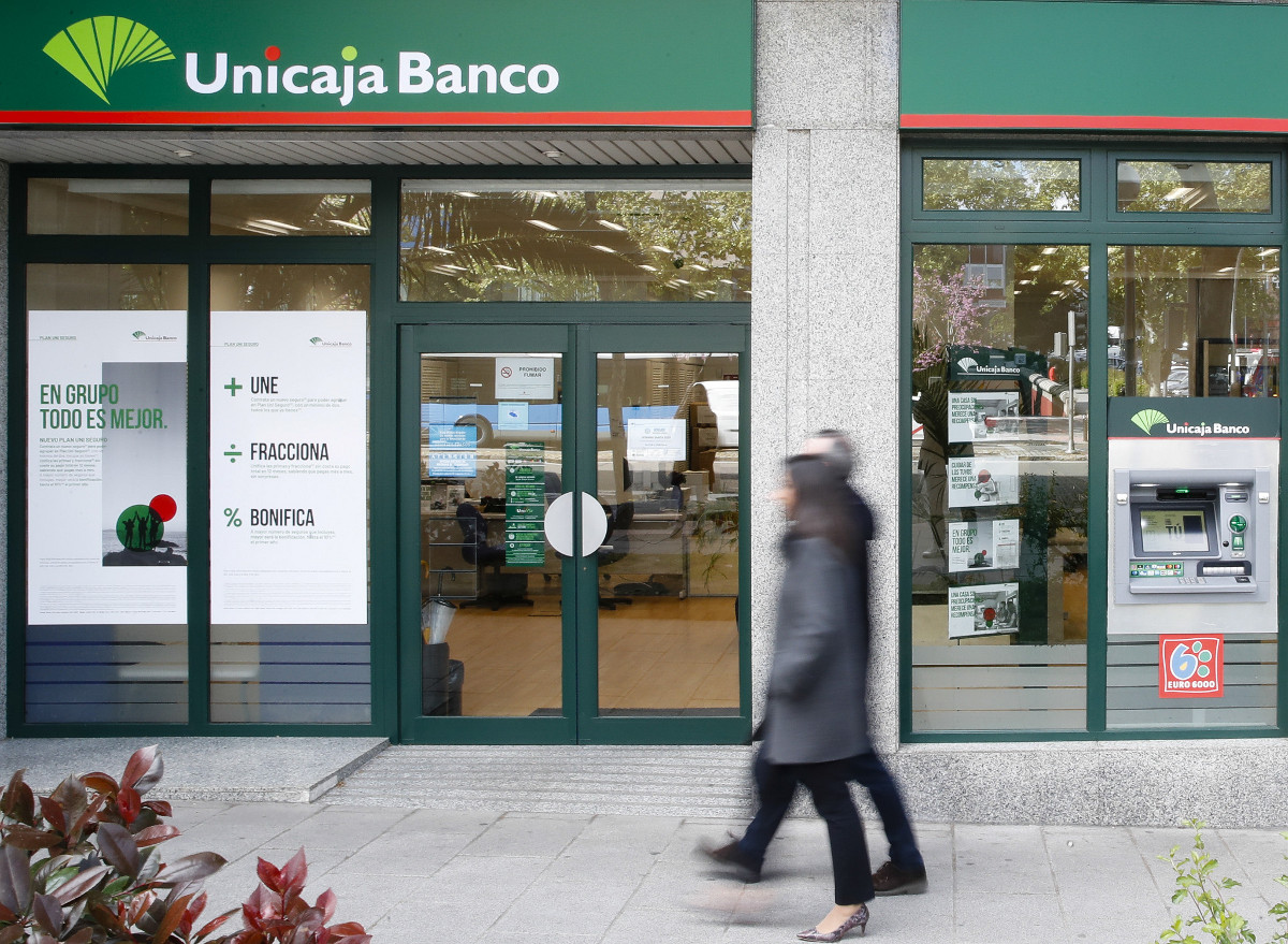 Unicaja, el tapado del IBEX 35 que amenaza a los bancos medianos