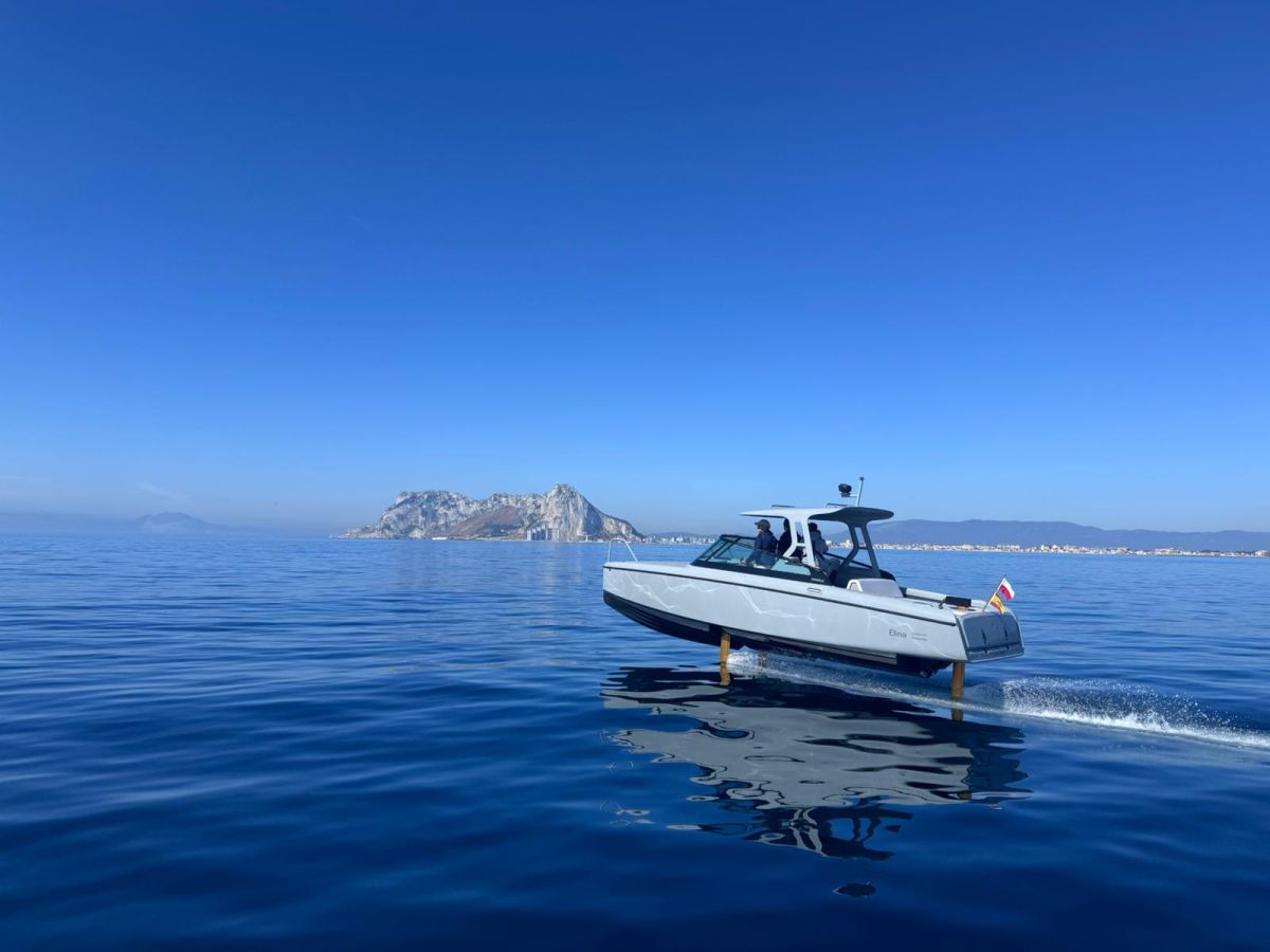 ¡Revolución en el Estrecho de Gibraltar! Barco Eléctrico Sueco Lo Cruza en Solo 1 Hora: Un Paso Hacia la Movilidad Sostenible