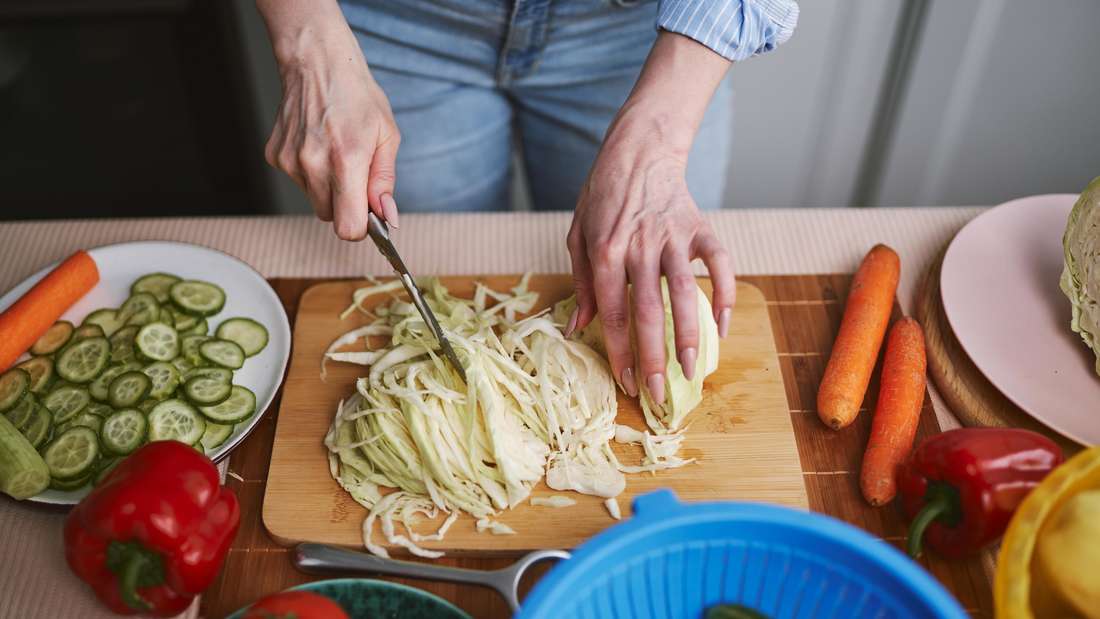Cholesterin senken: Ernährung, Lebensstil und die besten Tipps für gesunde Werte