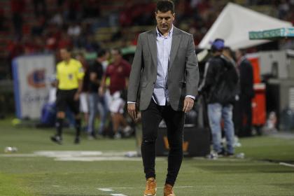 Ismael Rescalvó se marcha al Ecuador: Emotivo adiós al Deportes Tolima tras victoria ante Junior
