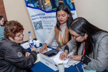 Personas mayores podrán aprender sobre tecnología sin ningún costo