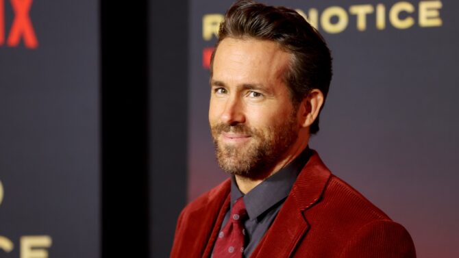 Ryan Reynolds vuole dare ai suoi figli una «vita normale»